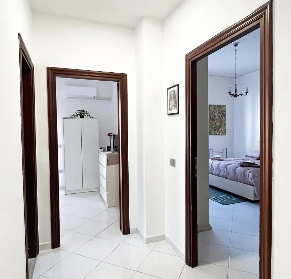 Biagina Rooms Nápoly 0*,